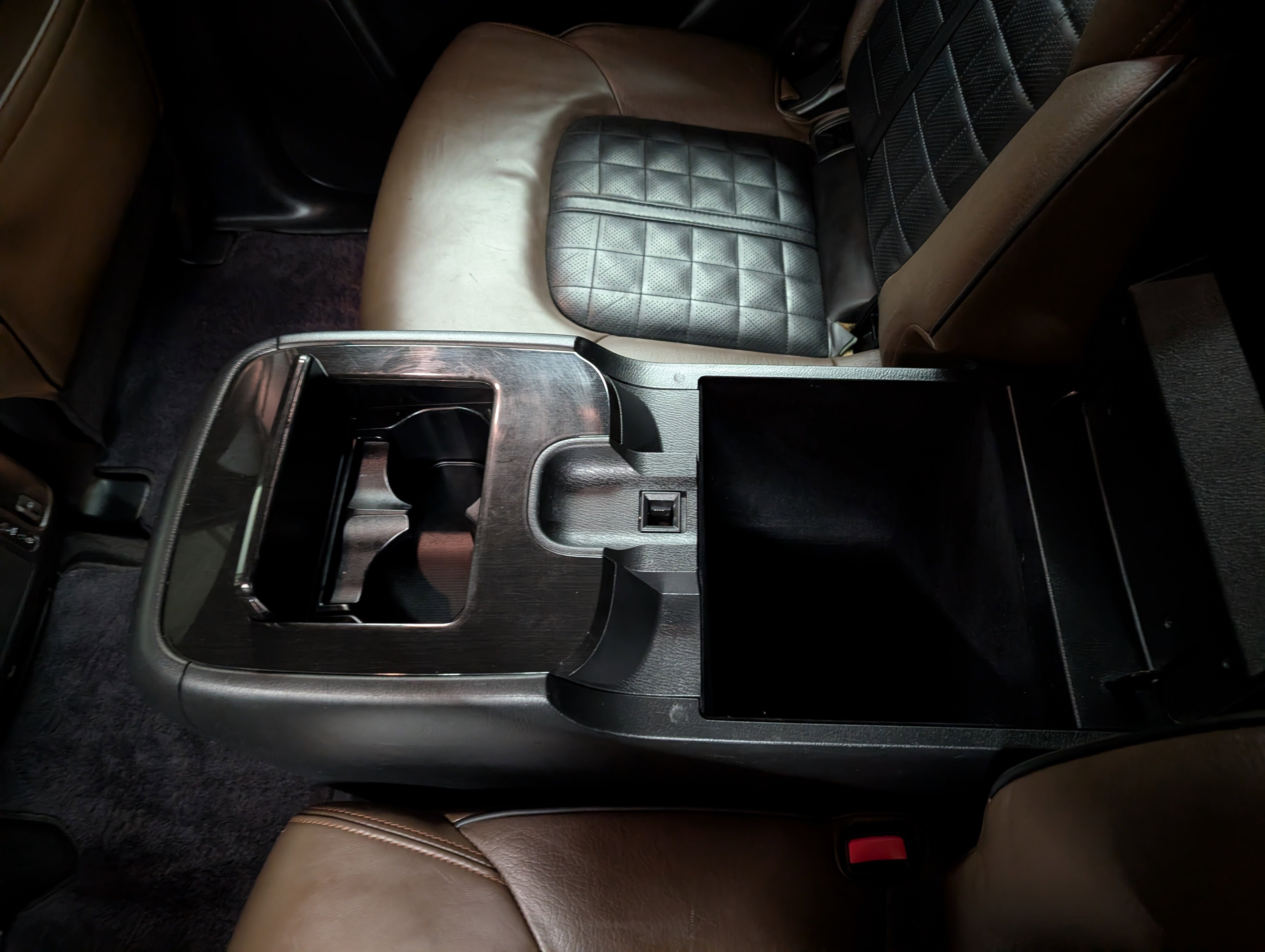 Used 2020 Nissan Armada Platinum image 11