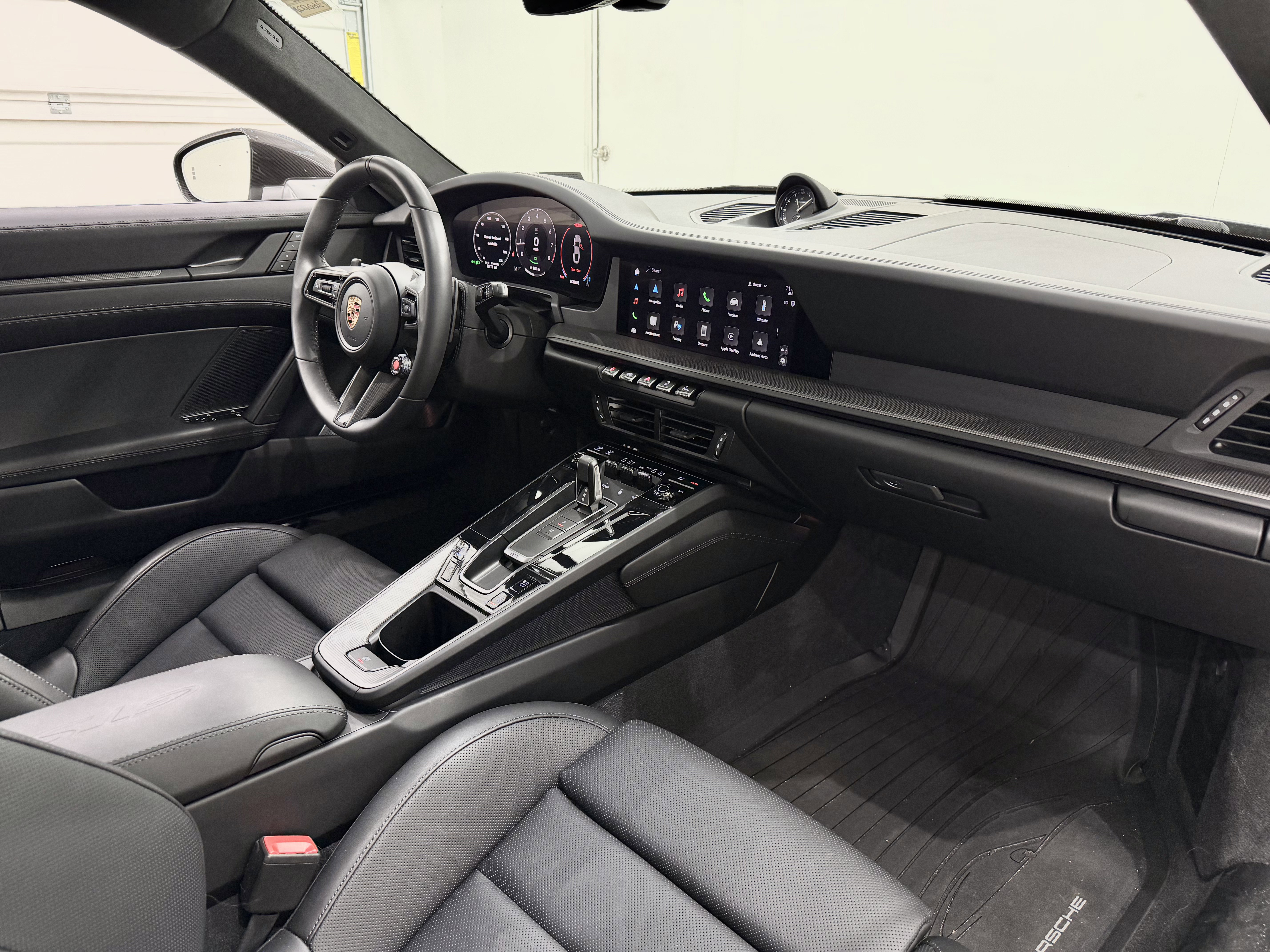 Certified 2025 Porsche 911 Carrera 4 GTS AWD/4WD image 25