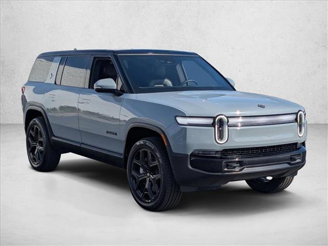 Used 2026 Rivian R1S Adventure image 3