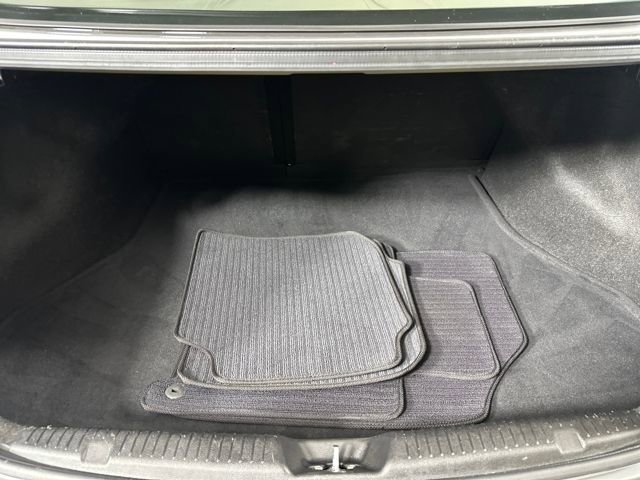 Used 2013 Hyundai Elantra Limited w/ Technology Pkg image 26