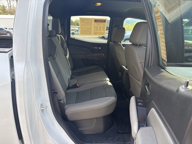 Used 2024 Chevrolet Colorado ZR2 w/ Technology Package AWD/4WD image 29