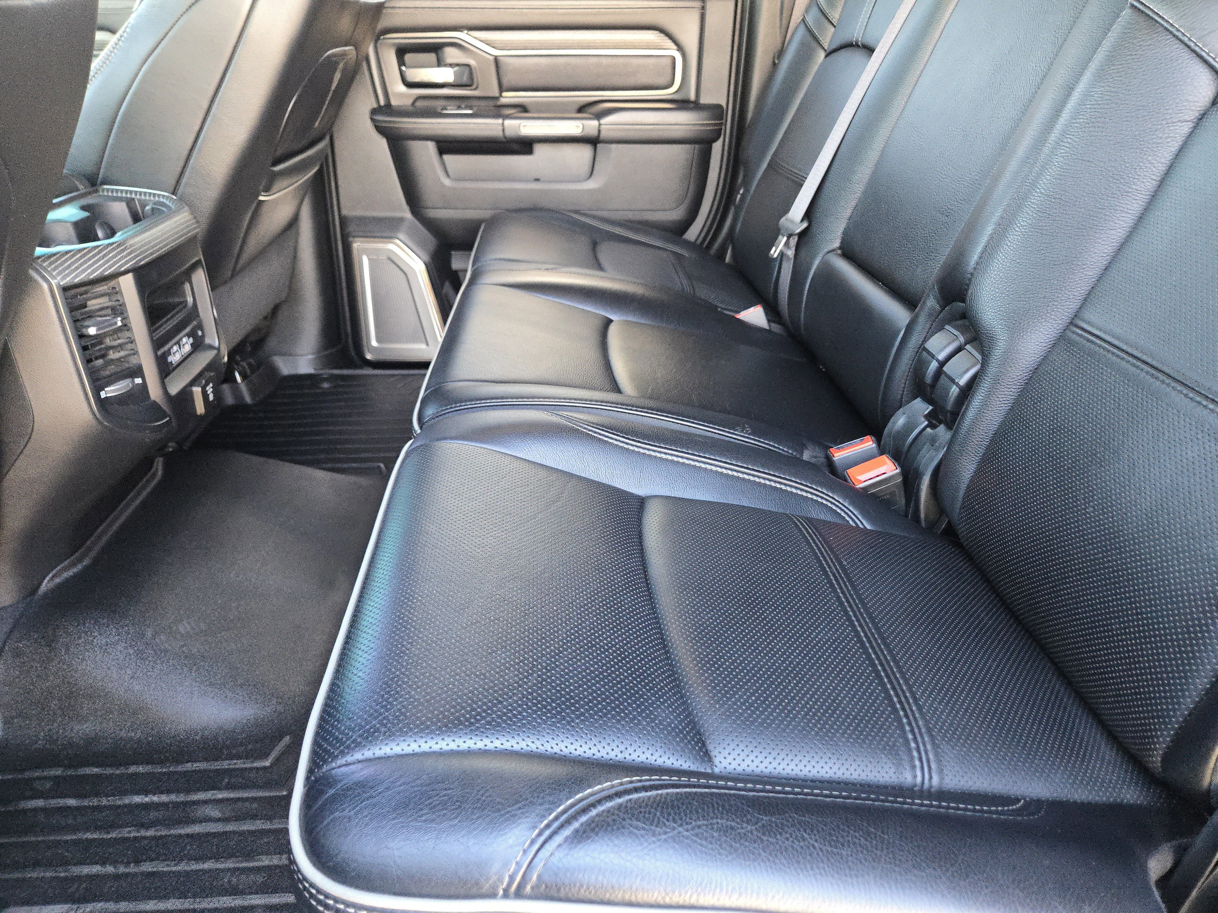 Used 2021 RAM 2500 Limited image 30