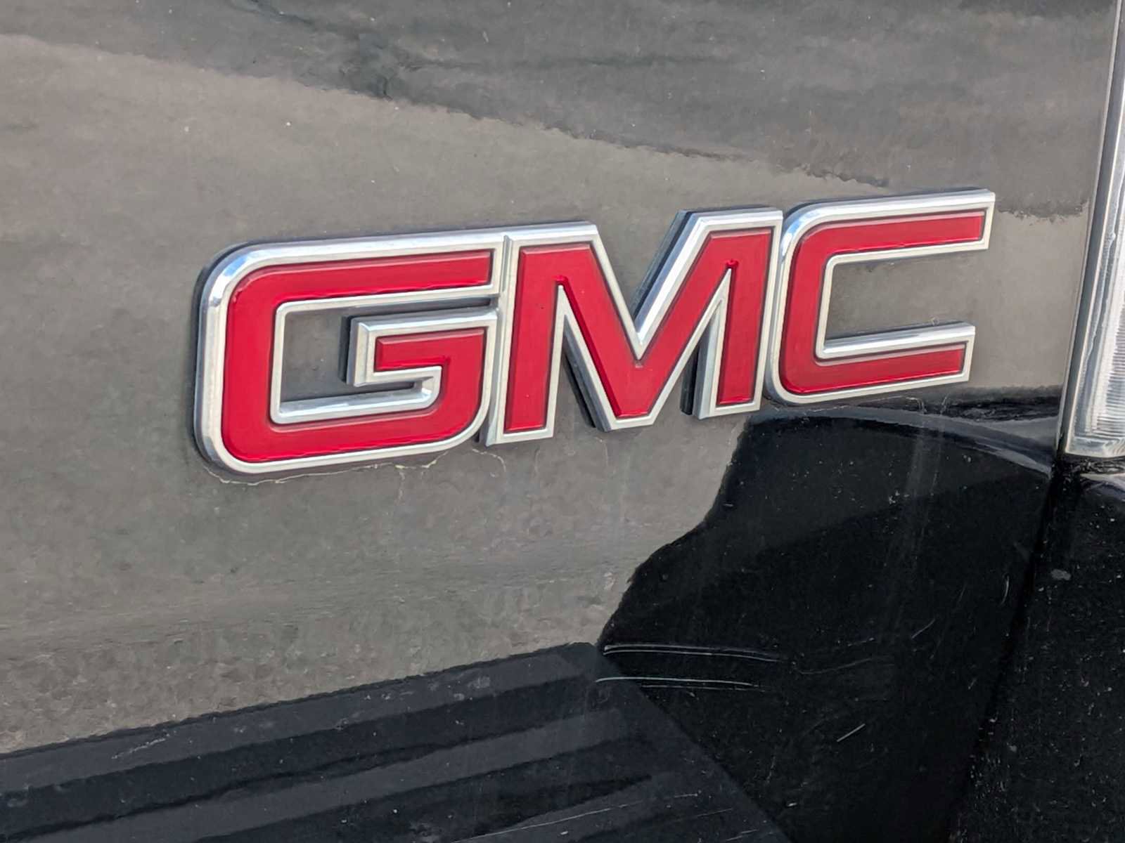 Used 2014 GMC Yukon XL Denali image 11