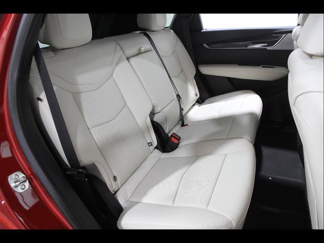 New 2026 Cadillac XT5 Sportv w/ LPO, Onyx Lite Package AWD/4WD image 18