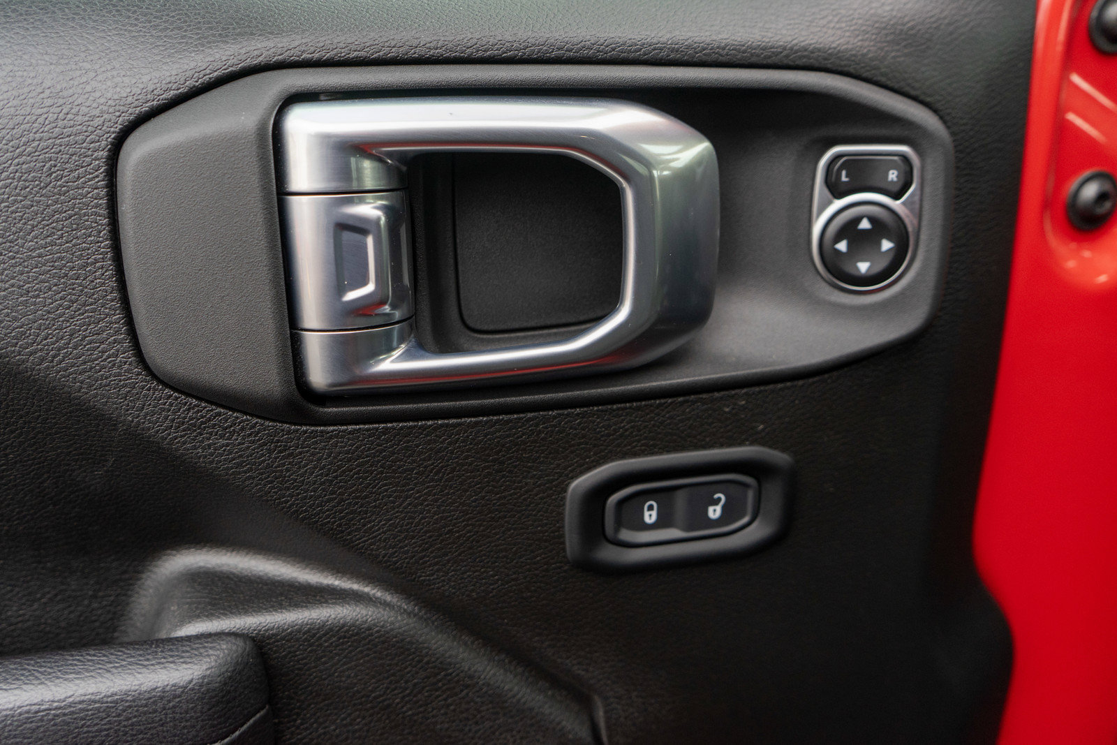 Used 2024 Jeep Gladiator Sport AWD/4WD image 14