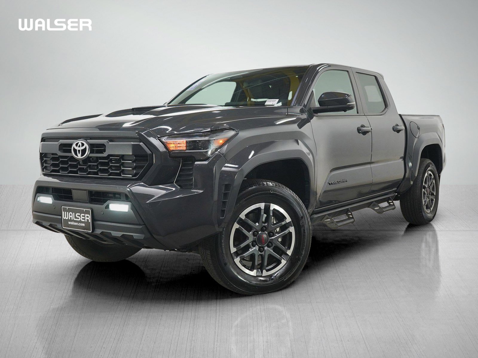 Used 2024 Toyota Tacoma TRD Sport w/ TRD Sport Premium Package AWD/4WD image 1
