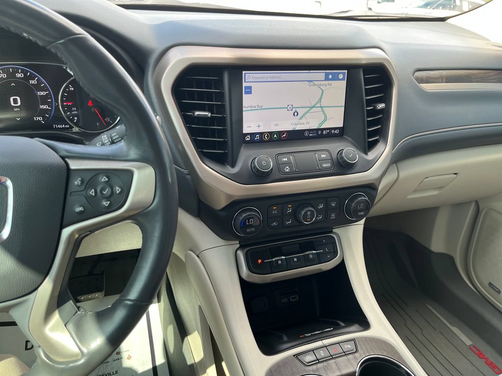 Used 2022 GMC Acadia Denali w/ Denali Ultimate Package AWD/4WD image 20