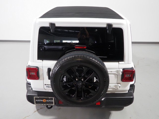 Used 2025 Jeep Wrangler Sahara 4xe w/ Safety Group AWD/4WD image 8
