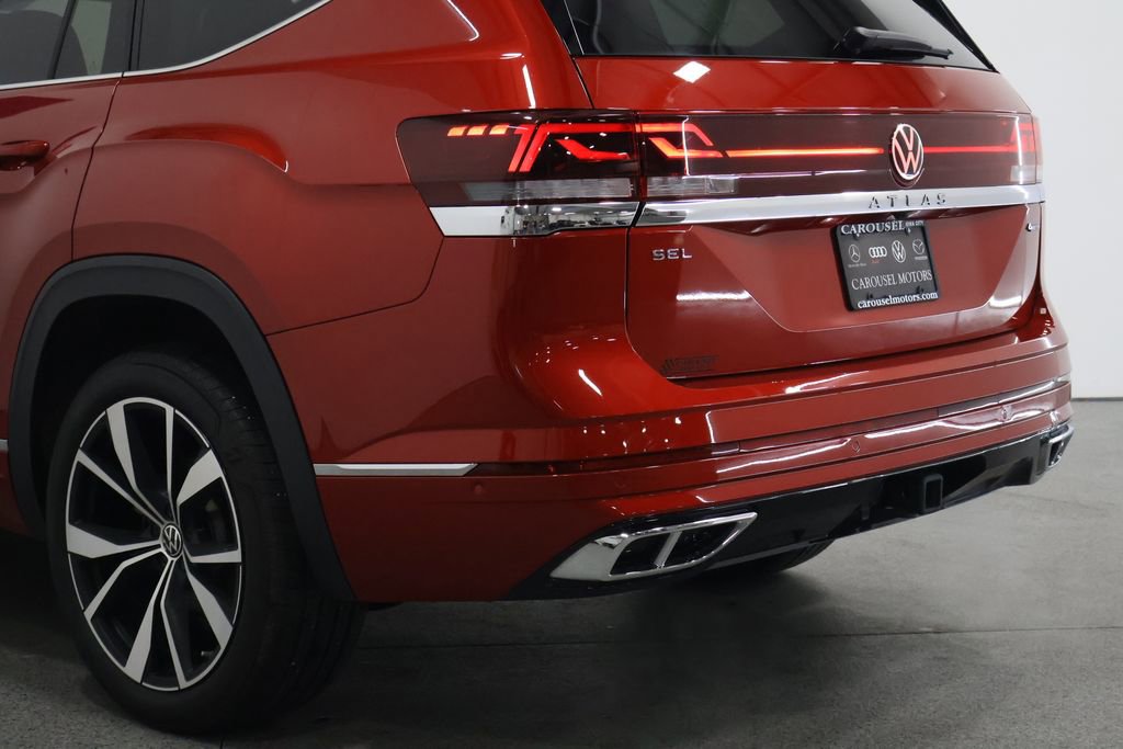 Used 2024 Volkswagen Atlas SEL Premium R-Line image 10