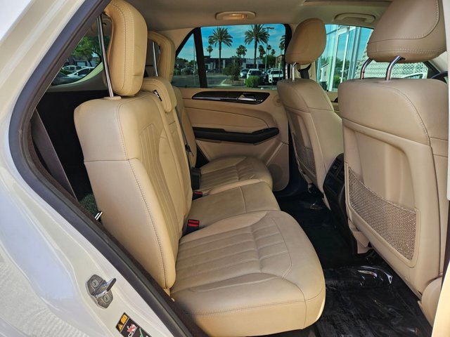 Used 2019 Mercedes-Benz GLE 400 4MATIC image 21