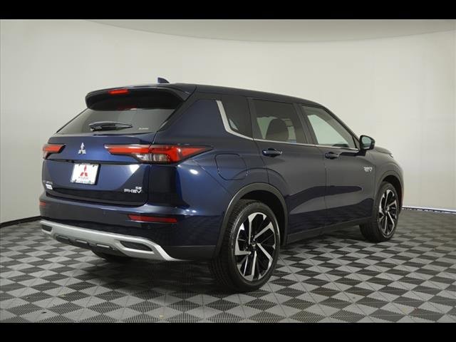 New 2025 Mitsubishi Outlander SE image 27