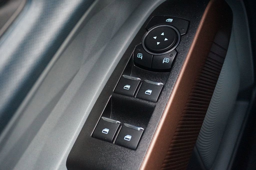 Used 2024 Ford Maverick Lariat image 22