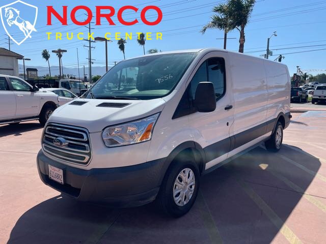 Used 2018 Ford Transit 250 148 Low Roof w/ Exterior Upgrade Package RWD image 4