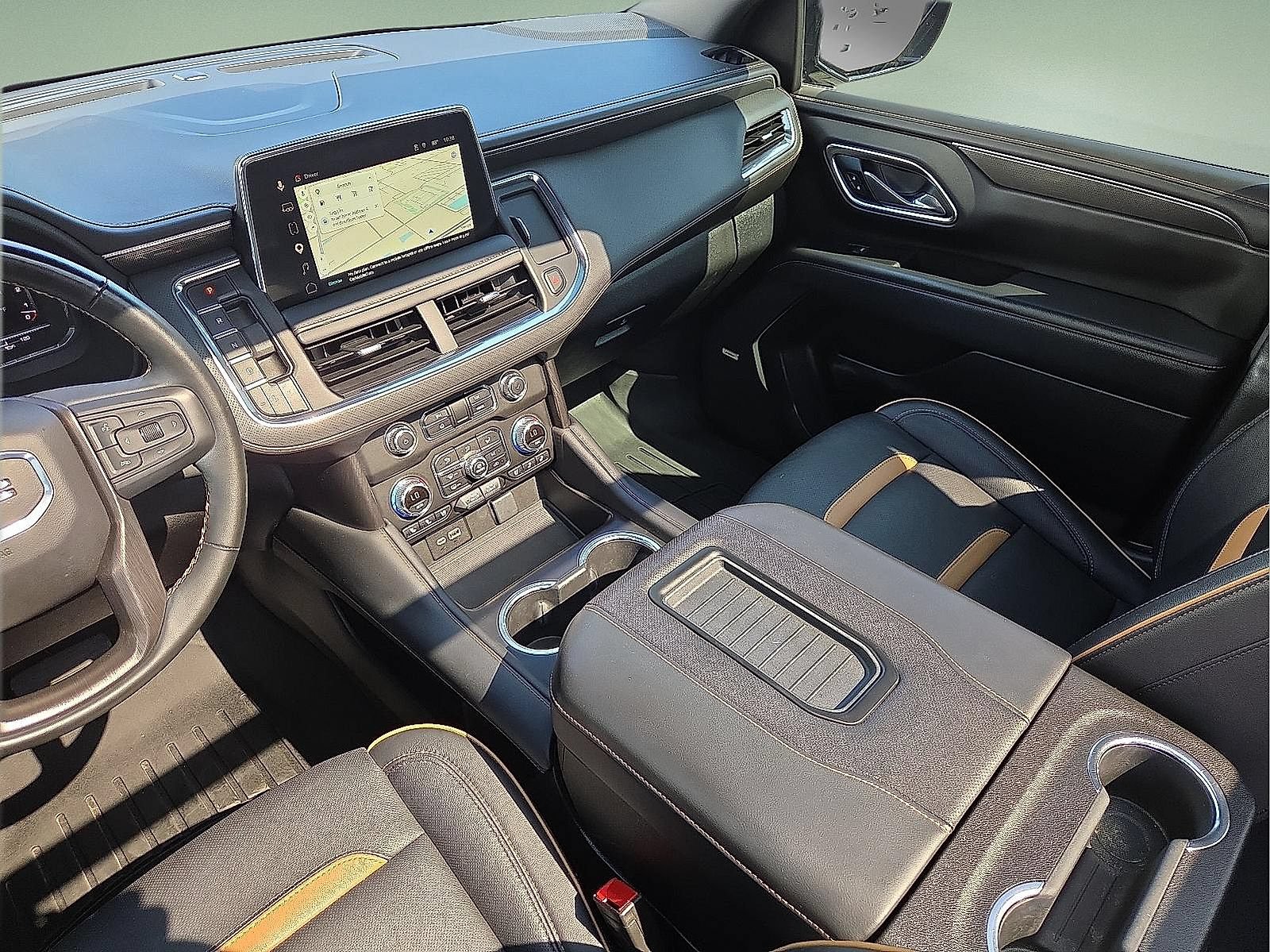 Certified 2024 GMC Yukon AT4 w/ Technology Package AWD/4WD image 19