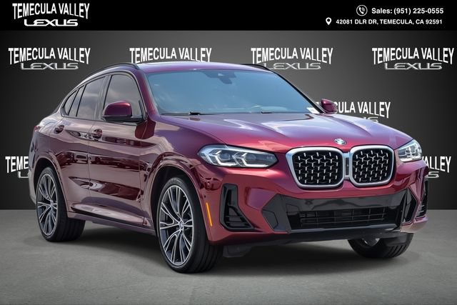 Used 2022 BMW X4 xDrive30i w/ M Sport Package 2 AWD/4WD image 1