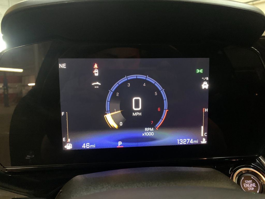 Used 2025 Chevrolet Trax RS w/ Sunroof Package image 30