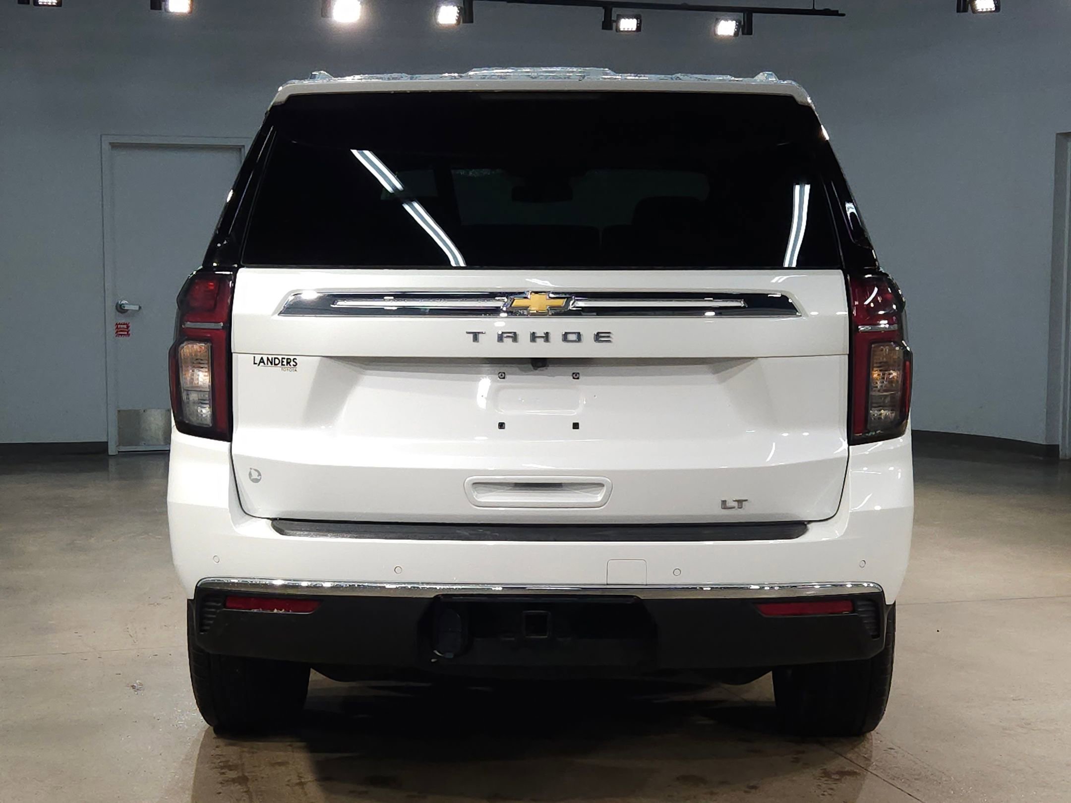 Used 2023 Chevrolet Tahoe LT w/ Luxury Package image 6