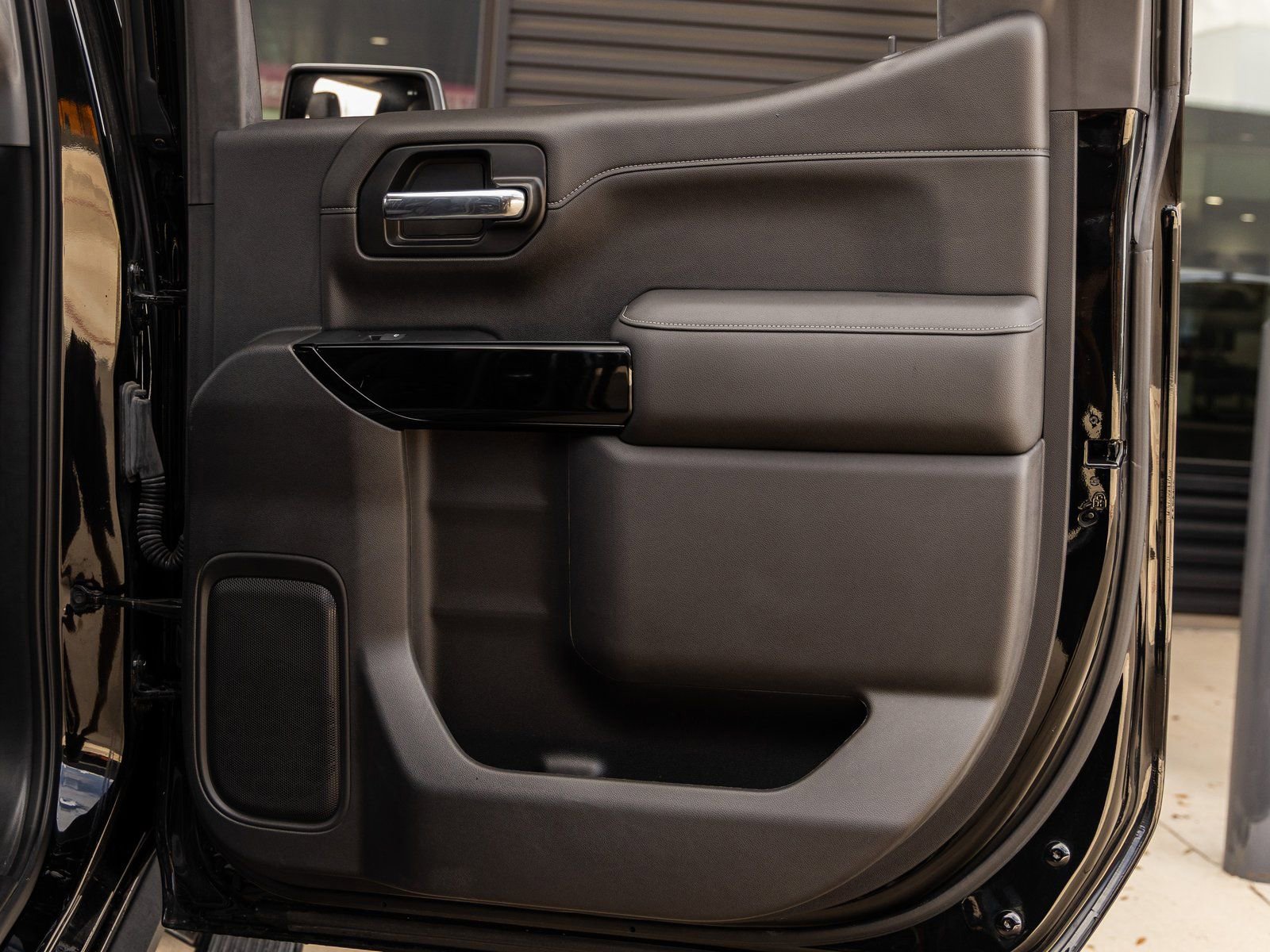 Used 2022 GMC Sierra 1500 SLT w/ SLT Premium Plus Package image 37