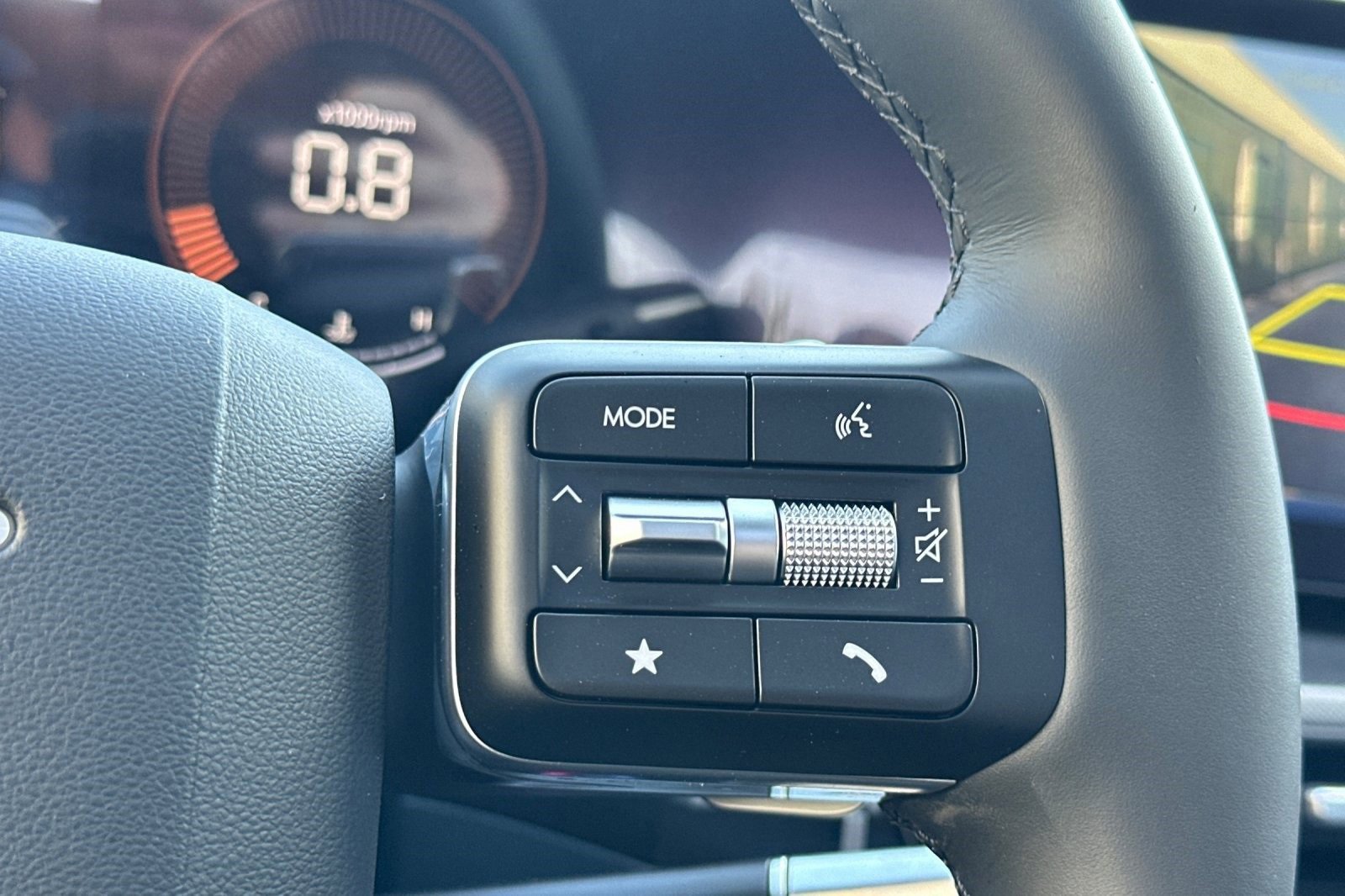 New 2025 Hyundai Santa Fe XRT image 28