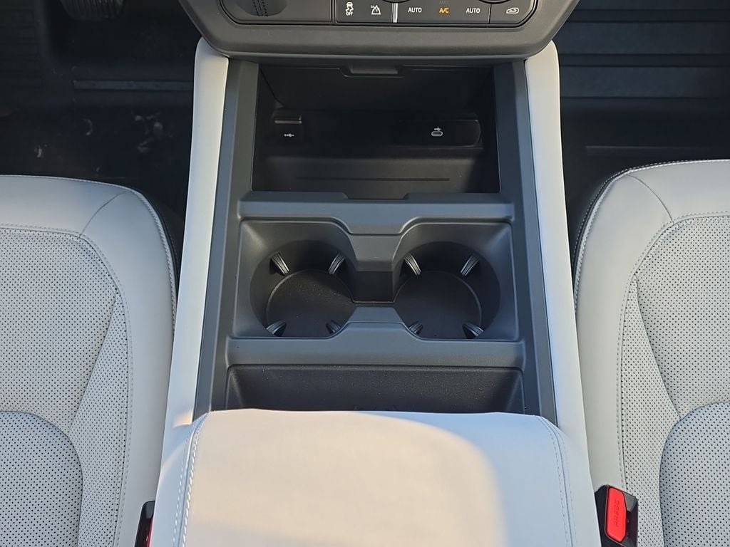 New 2026 Land Rover Defender 110 S AWD/4WD image 20