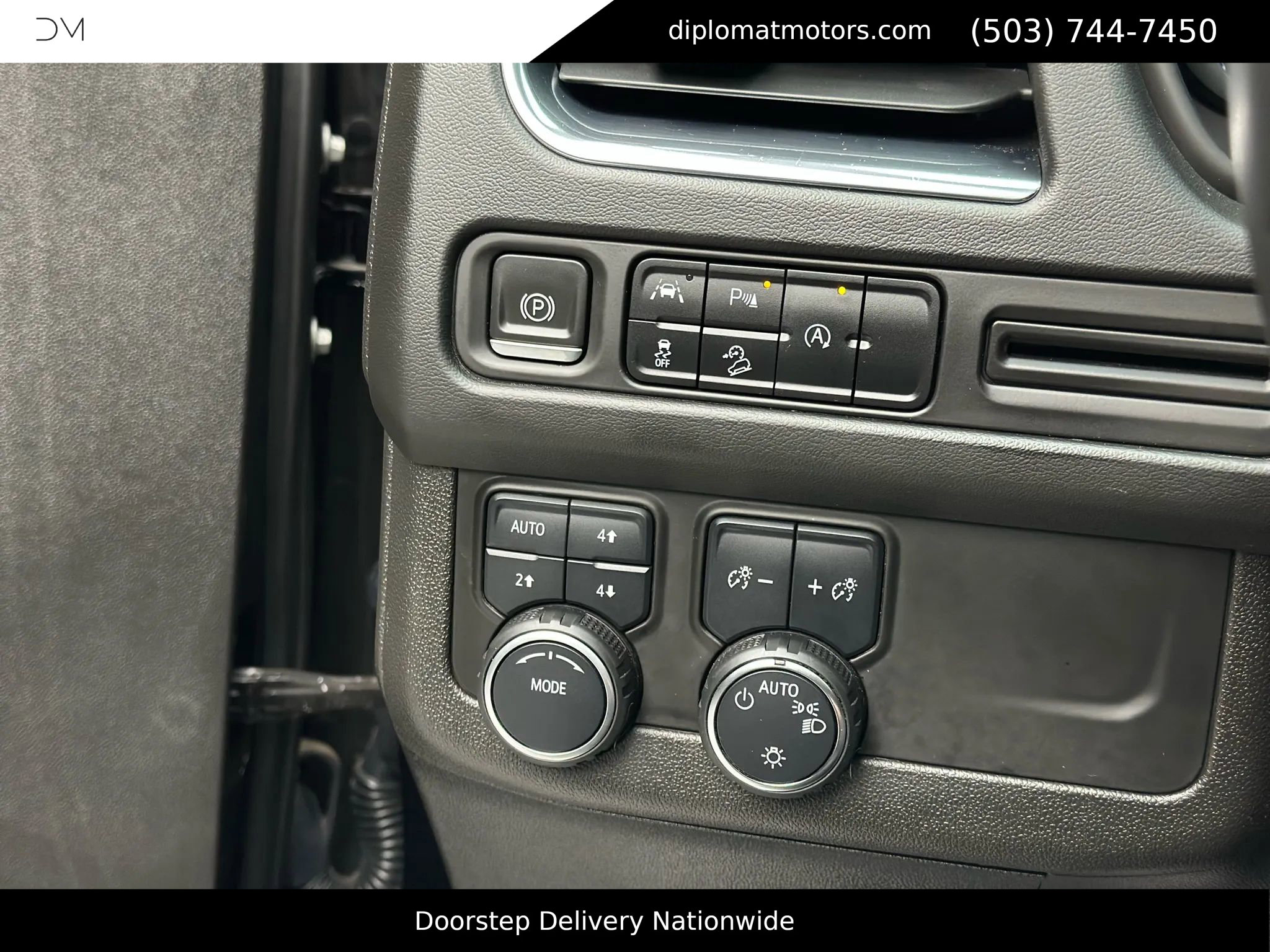 Used 2023 Chevrolet Suburban Z71 image 34