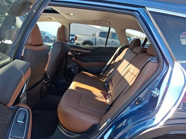 Used 2022 Subaru Outback Touring XT image 12