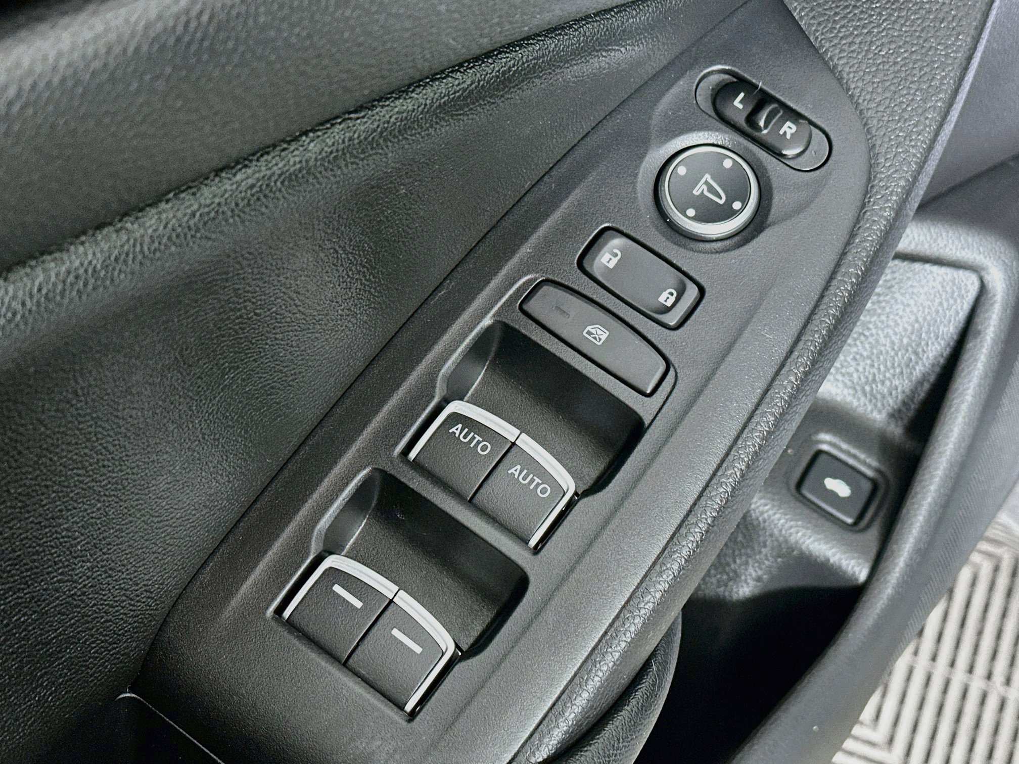 Used 2019 Honda Accord Sport image 17