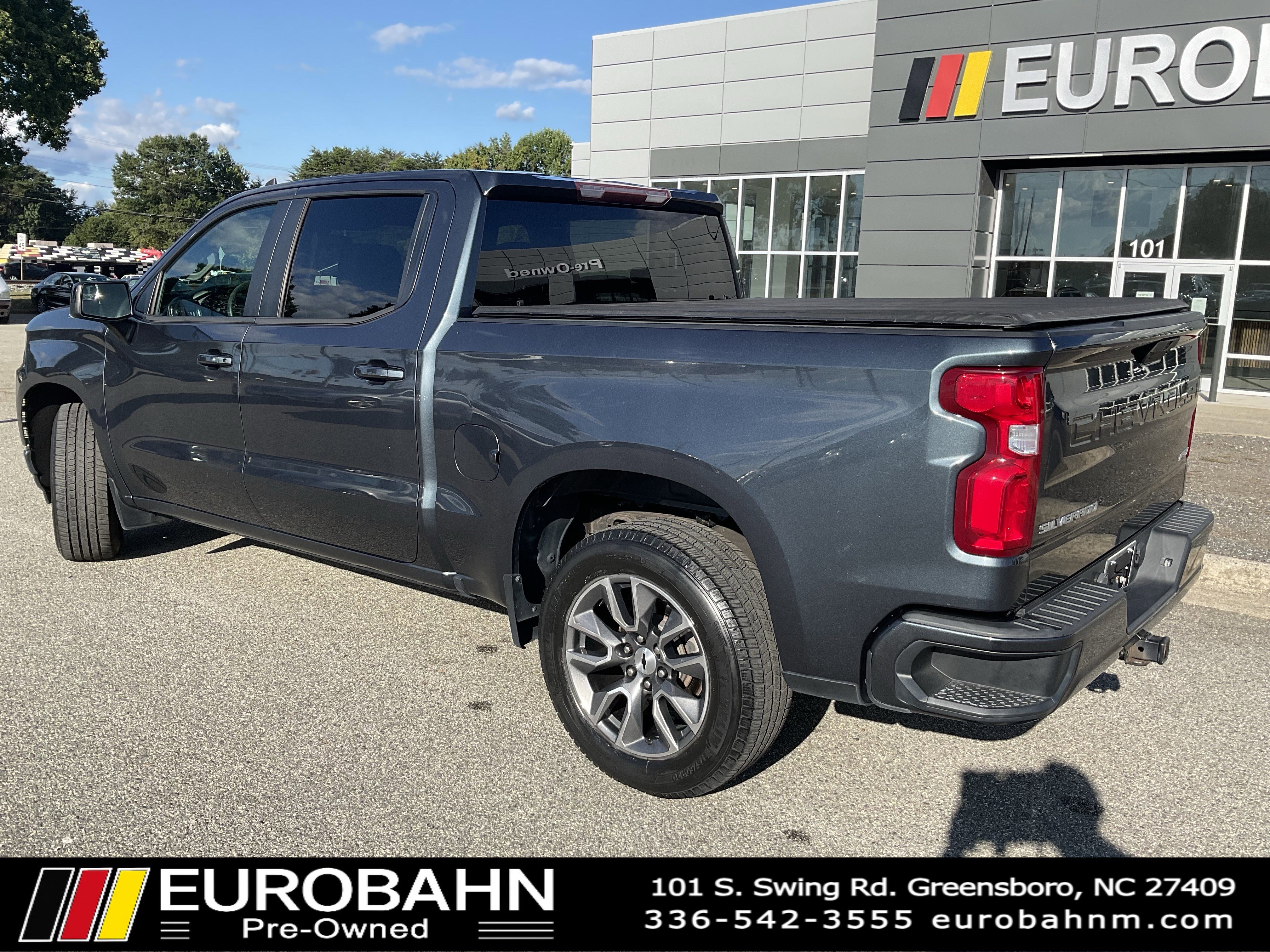 Used 2020 Chevrolet Silverado 1500 RST w/ RST Value Package image 3