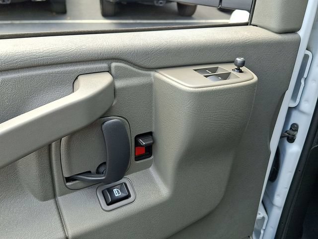 Certified 2024 Chevrolet Express 2500 w/ Driver Convenience Package RWD image 19