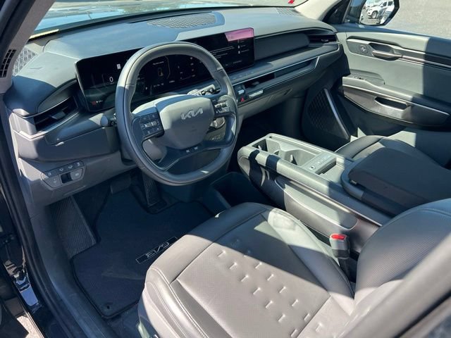 Certified 2026 Kia EV9 Wind AWD/4WD image 14