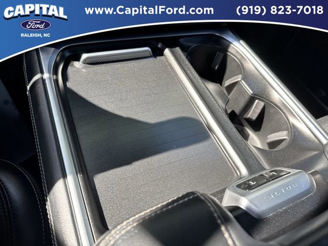 Certified 2025 Ford Expedition Platinum w/ Stealth Appearance Package image 32