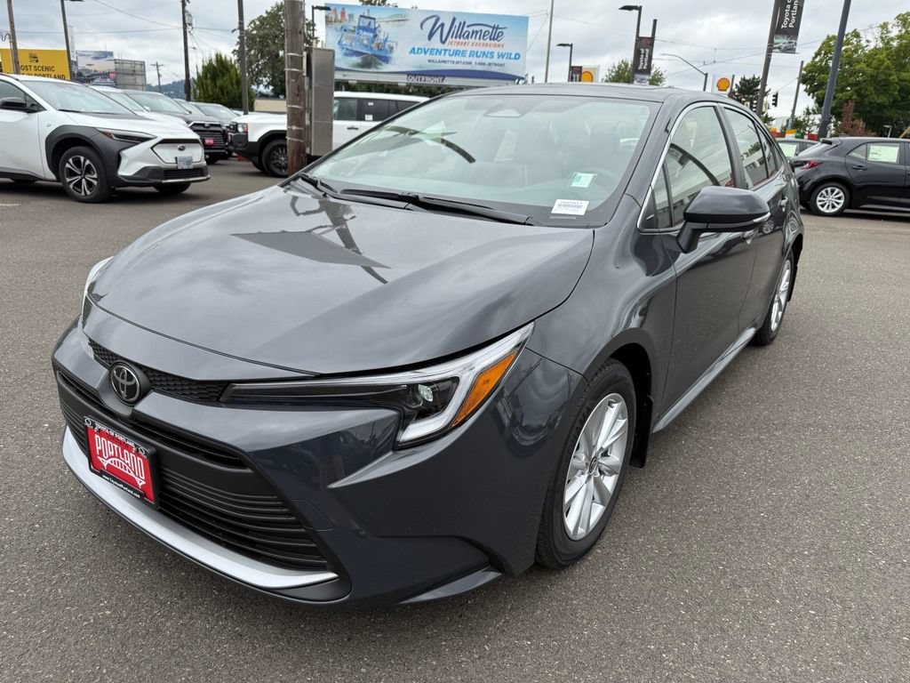 New 2026 Toyota Corolla XLE FWD image 4
