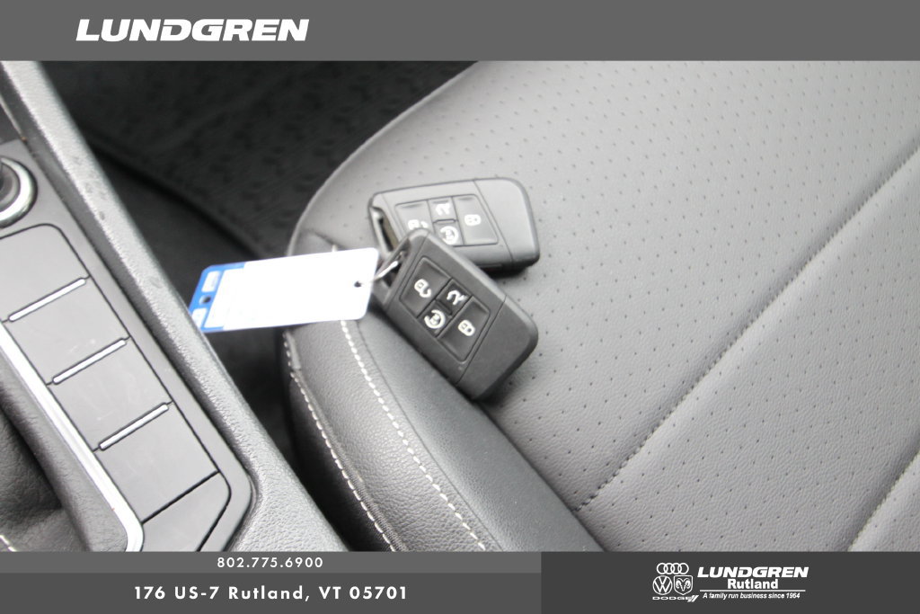 Used 2024 Volkswagen Jetta SE FWD image 27