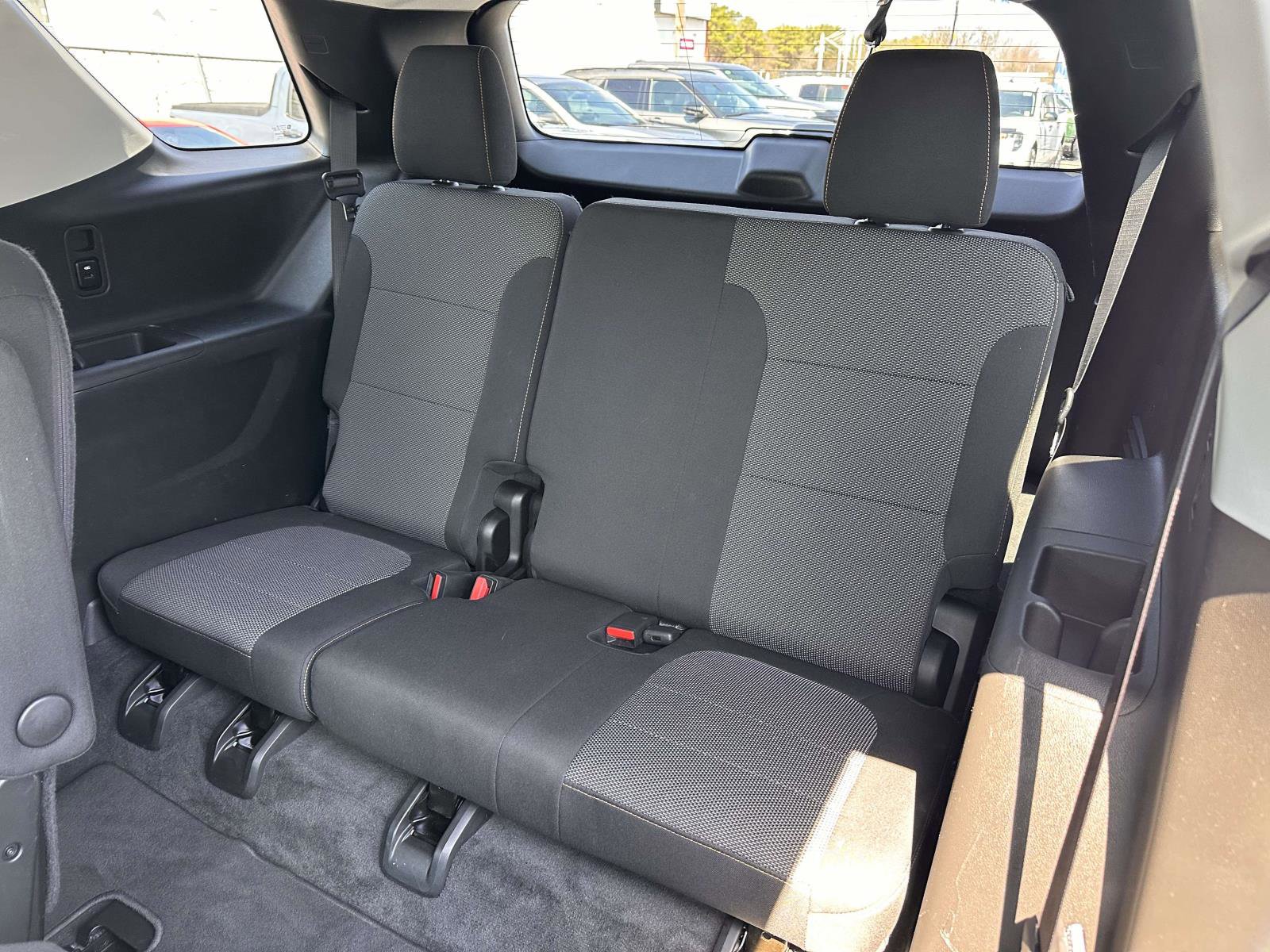 Used 2018 Chevrolet Traverse LT AWD/4WD image 14