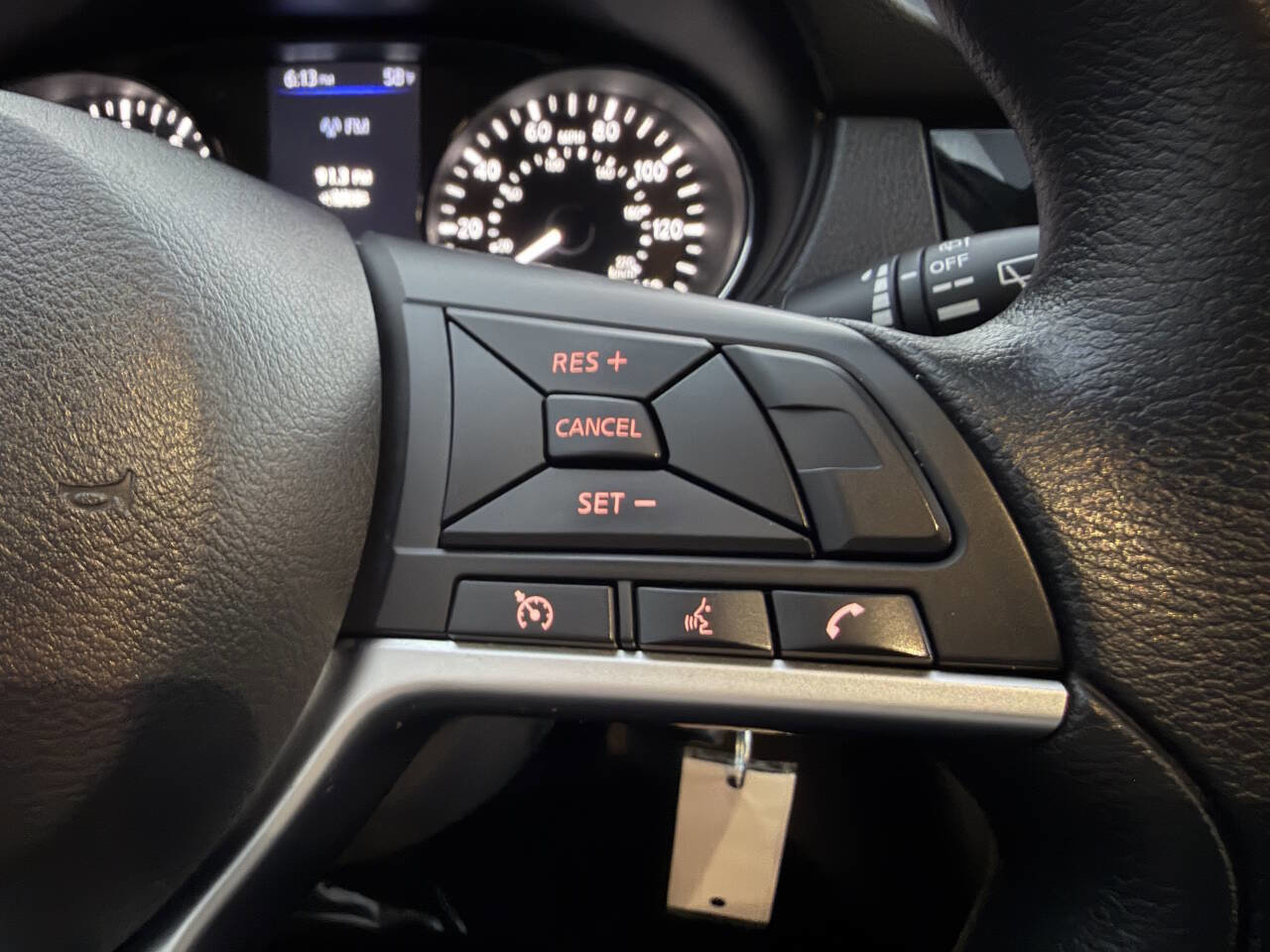 Used 2022 Nissan Rogue Sport S image 23