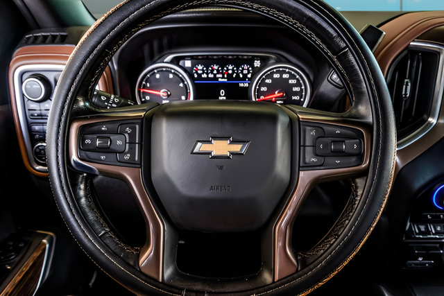 Used 2021 Chevrolet Silverado 3500 High Country w/ Z71 Off-Road Package AWD/4WD image 36