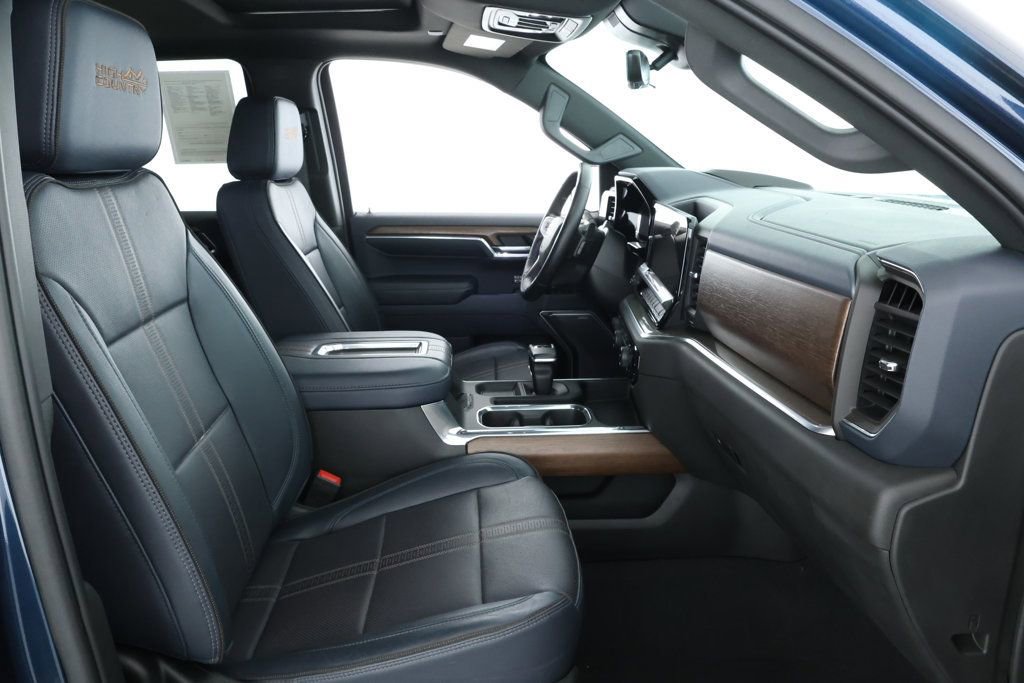 Used 2022 Chevrolet Silverado 1500 High Country image 22