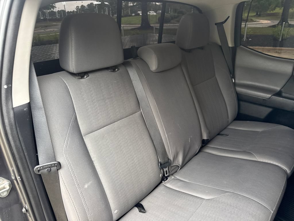Used 2019 Toyota Tacoma SR5 RWD image 33