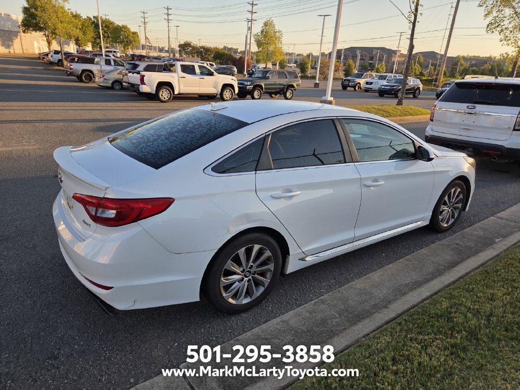 Used 2015 Hyundai Sonata Sport FWD image 4