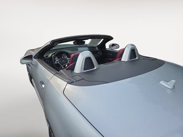 Used 2015 Mercedes-Benz SLK 250 w/ Premium Package image 34