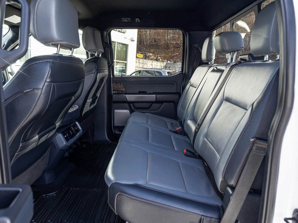 Used 2023 Ford F150 Lightning Lariat image 22