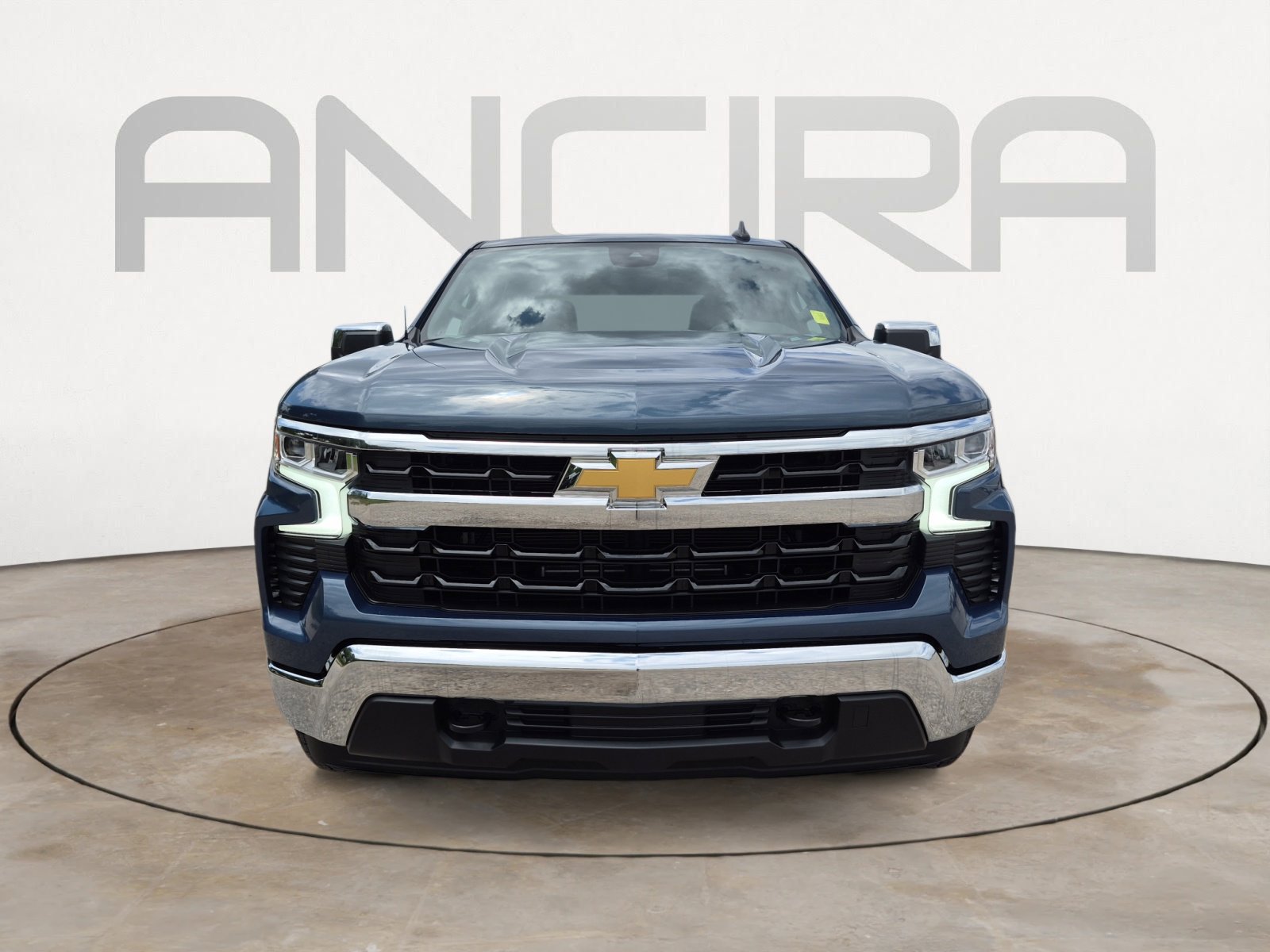 Used 2024 Chevrolet Silverado 1500 LT image 4