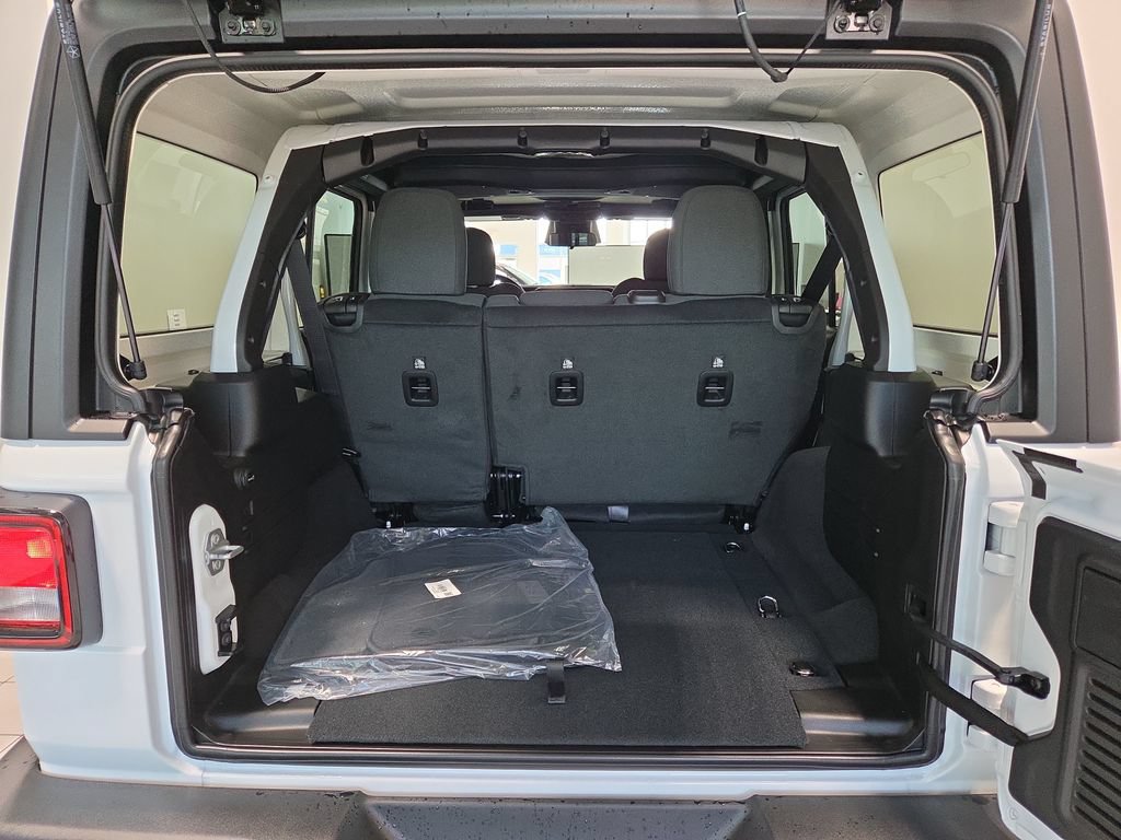 New 2027 Jeep Wrangler Unlimited Sport AWD/4WD image 9