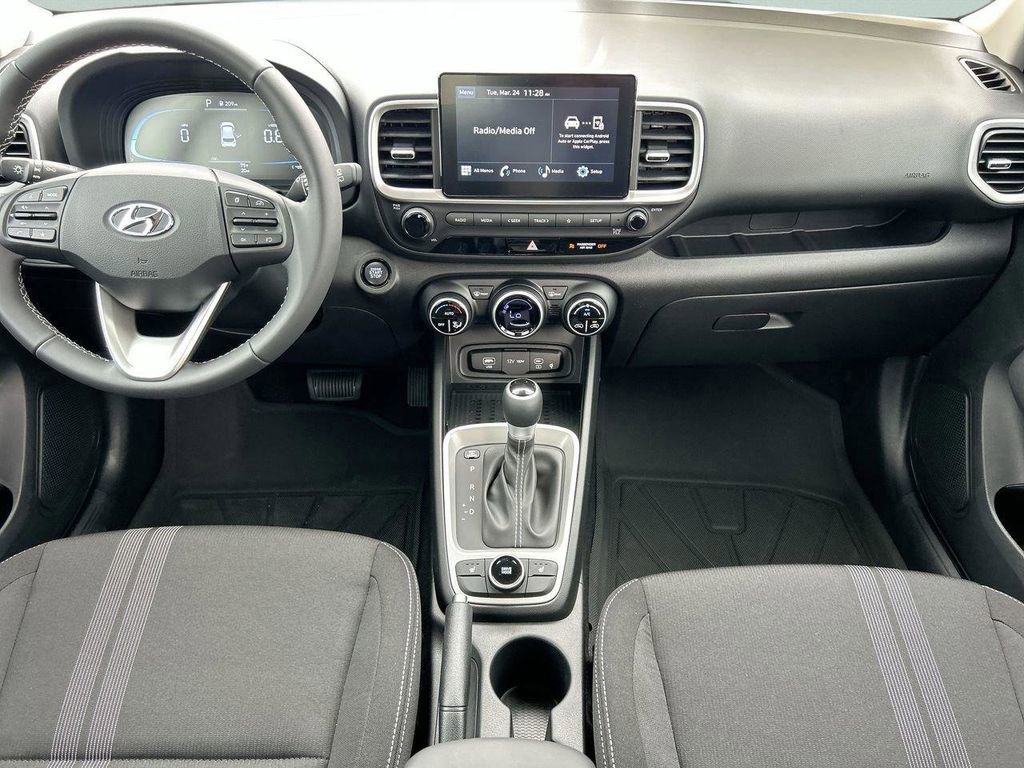 New 2026 Hyundai Venue SEL image 19
