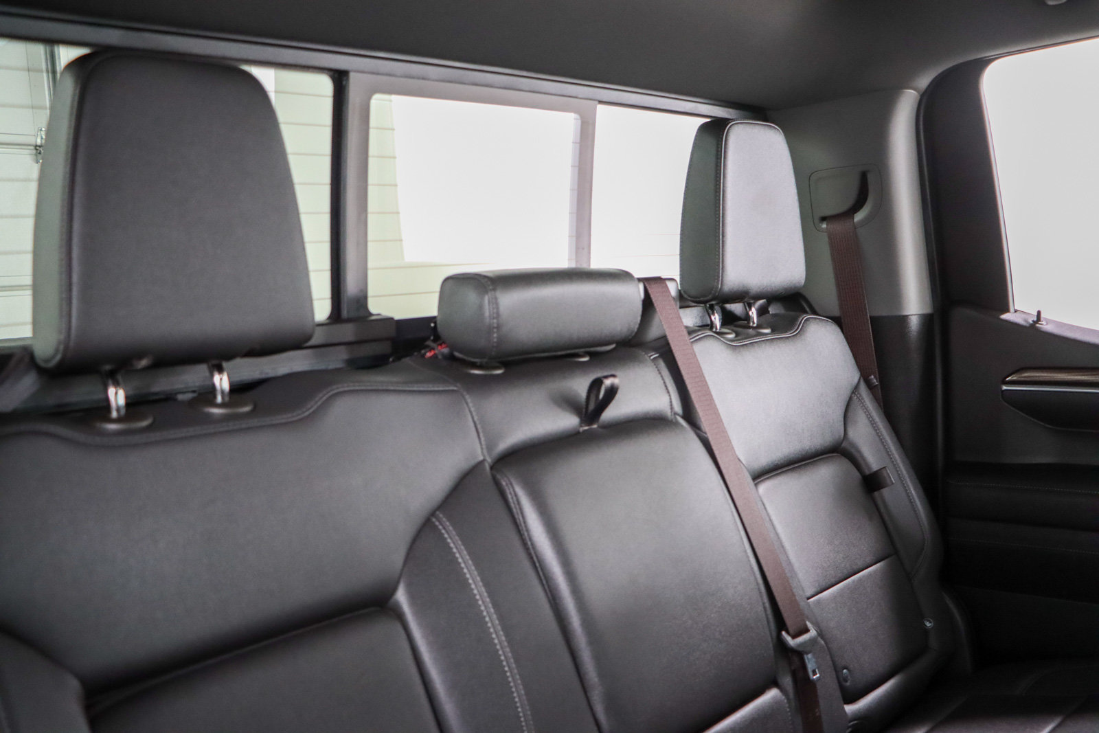 Used 2023 Chevrolet Silverado 1500 RST w/ Redline Edition AWD/4WD image 32
