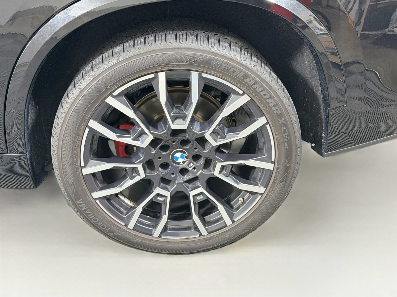 Used 2024 BMW X5 xDrive40i w/ M Sport Package AWD/4WD image 34