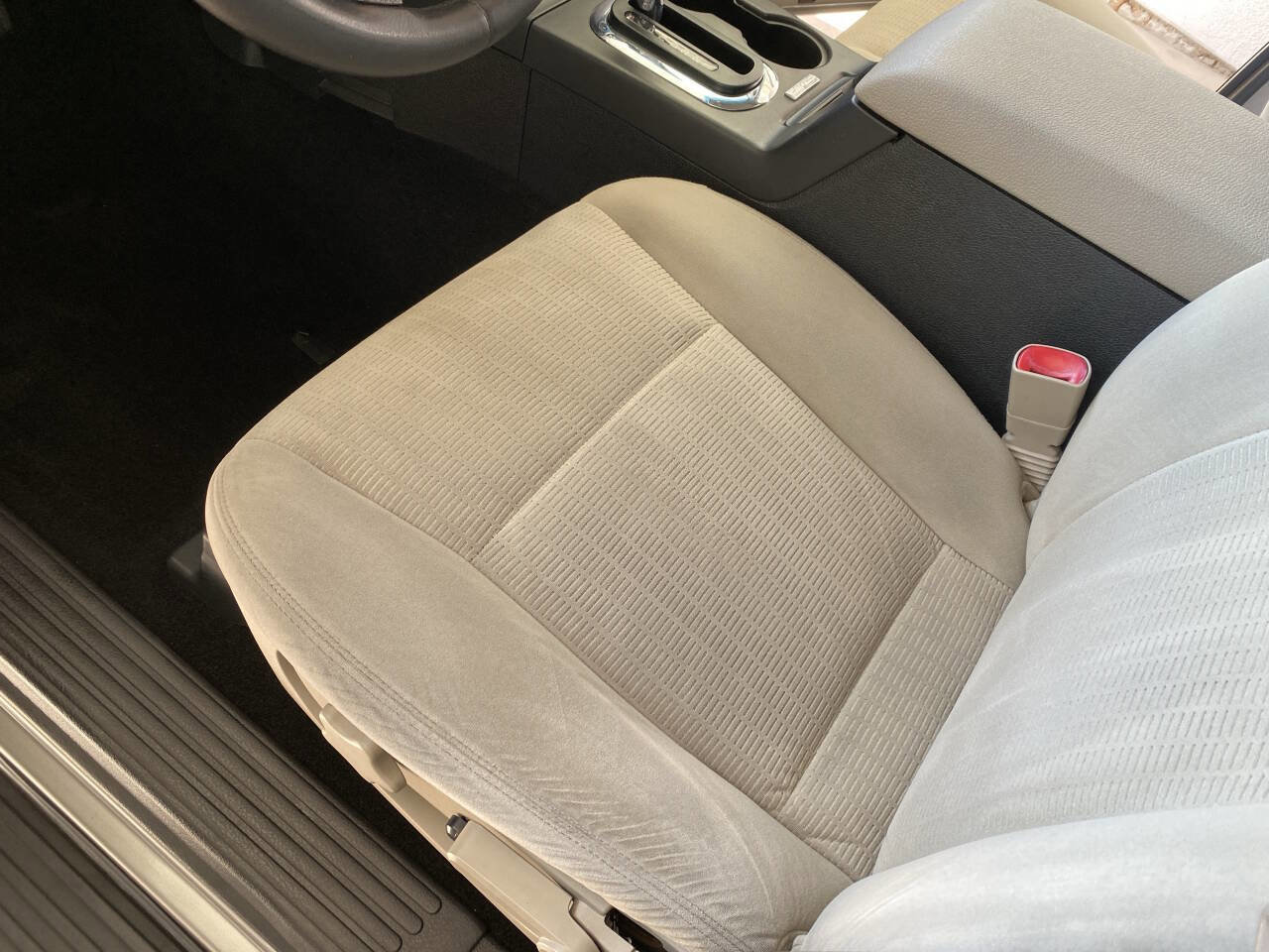 Used 2008 Ford Explorer XLT image 24