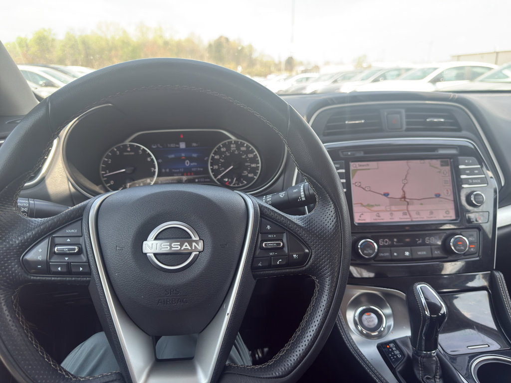 Used 2023 Nissan Maxima SV w/ Floor Mat Group FWD image 14