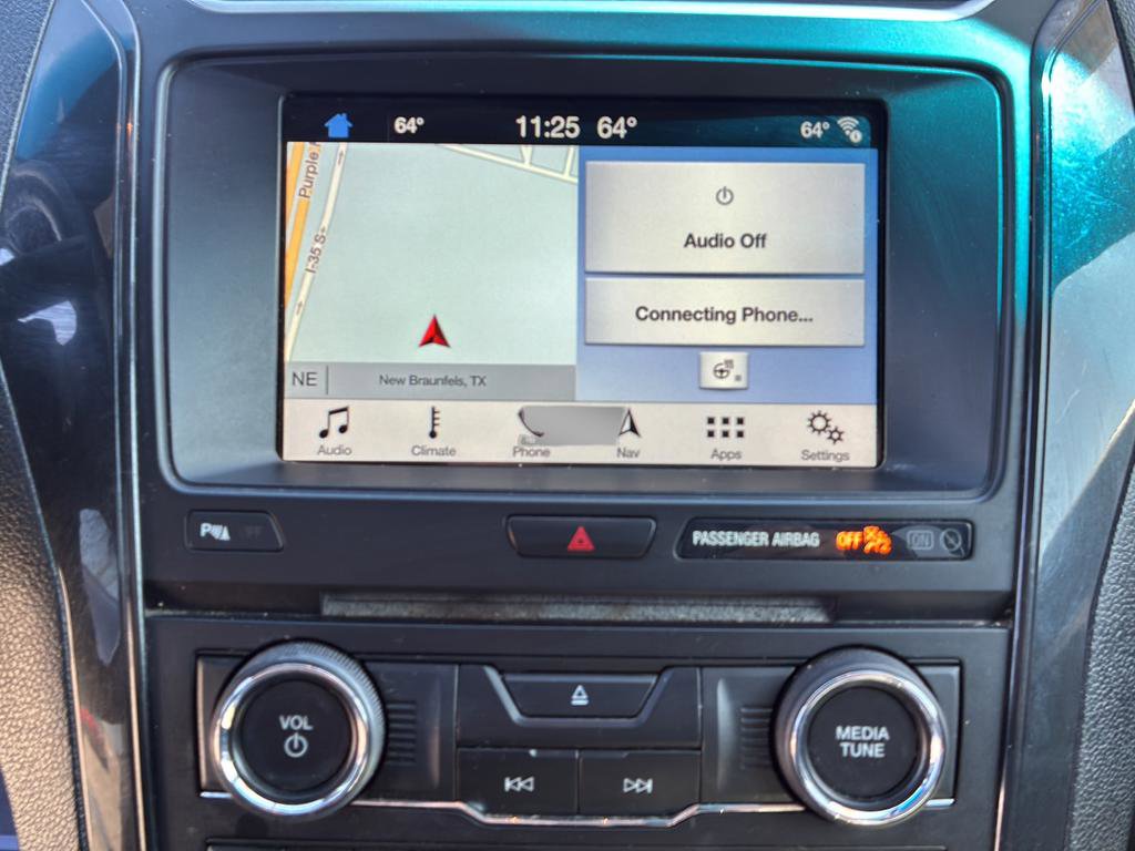 Used 2017 Ford Explorer XLT w/ Equipment Group 202A FWD image 21
