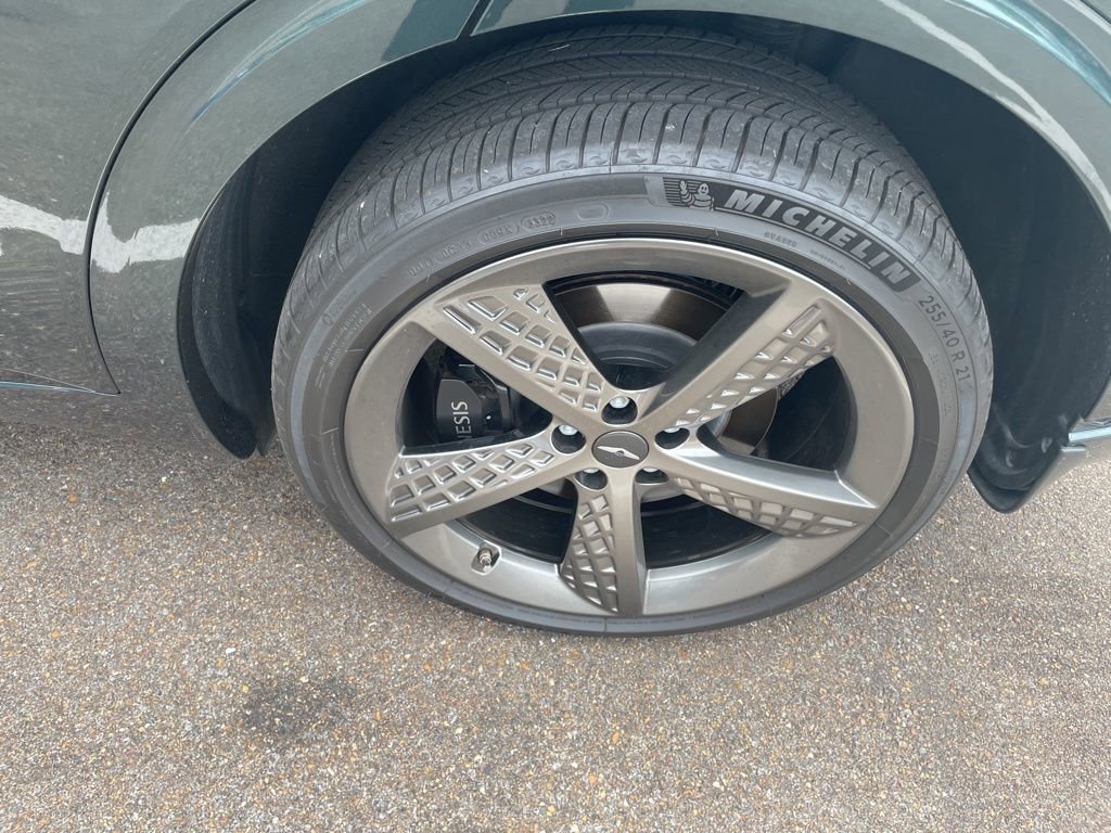 Used 2023 Genesis GV70 2.5T w/ Sport Prestige Package image 4